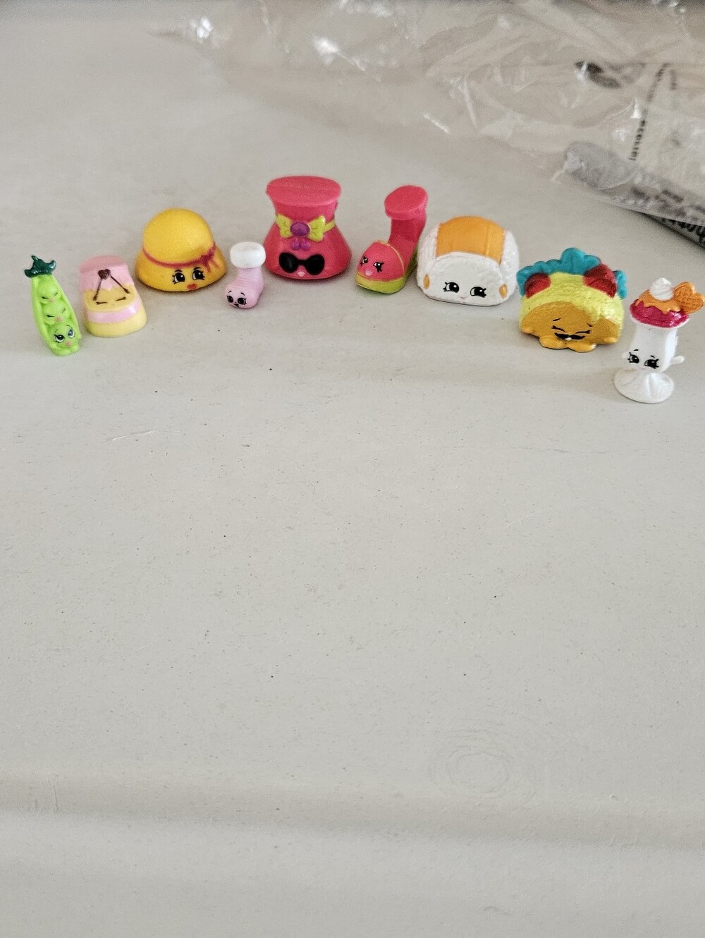 💜2/$15 Shopkins Lot [2]
